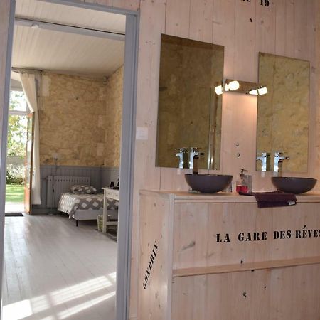 Bed and Breakfast La Gare Gondrin Екстер'єр фото