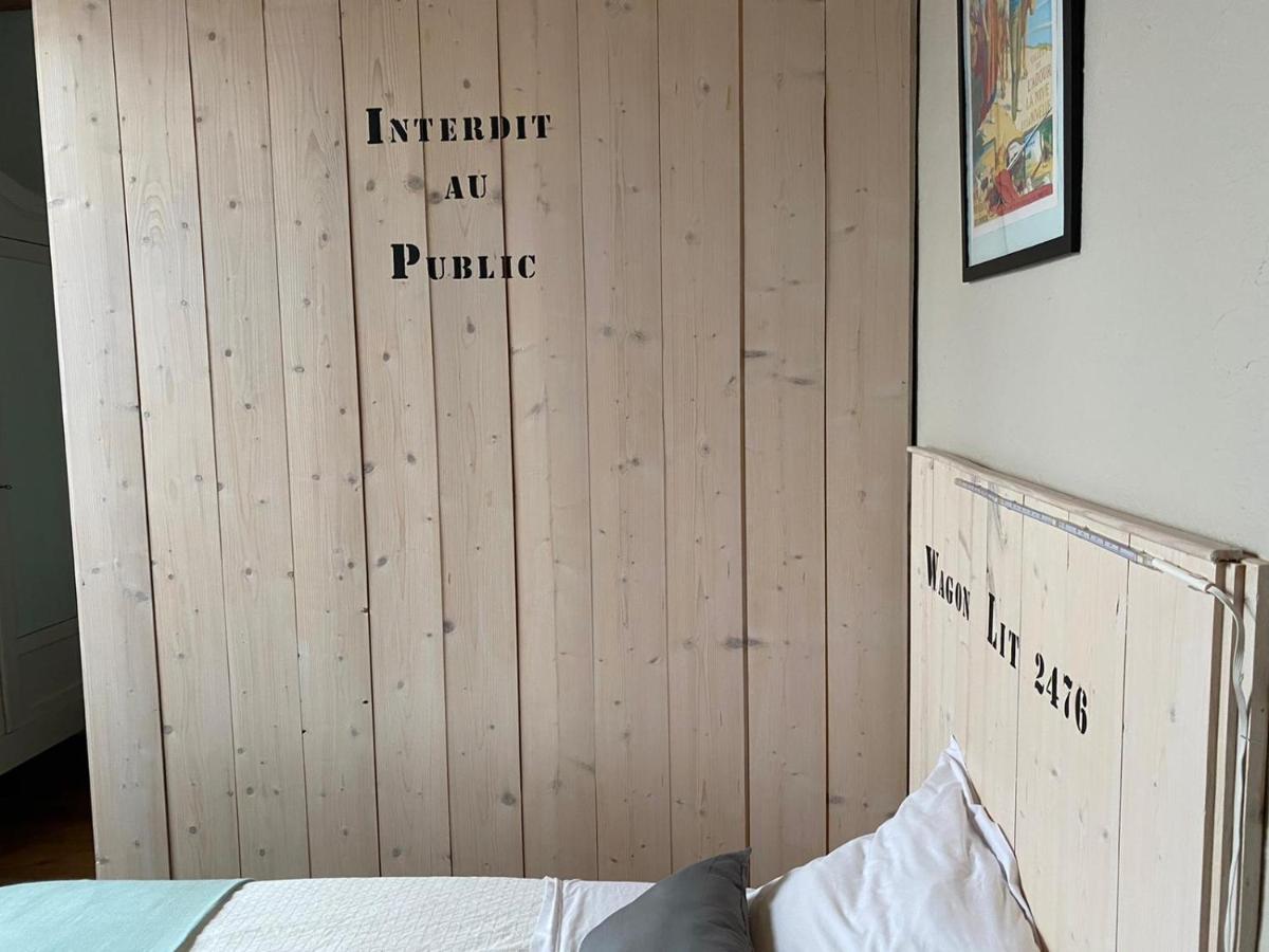 Bed and Breakfast La Gare Gondrin Екстер'єр фото