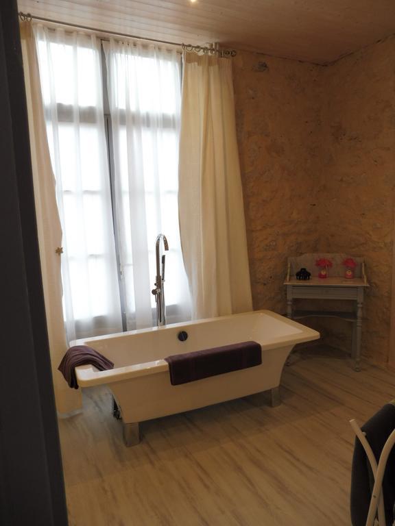 Bed and Breakfast La Gare Gondrin Екстер'єр фото